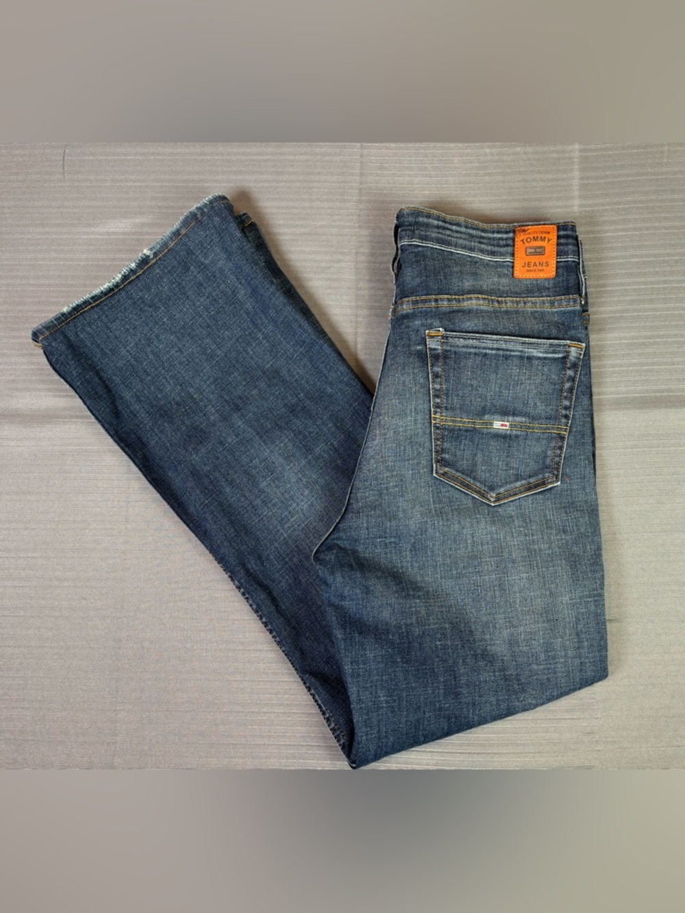 Tommy Jeans Bootcut Flare Jeans Sz 32x28 Medium Wash Y2K Denim